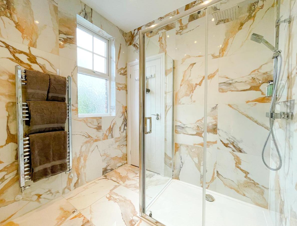 46 Ashfield Rd, Altrincham 호텔 외부 사진