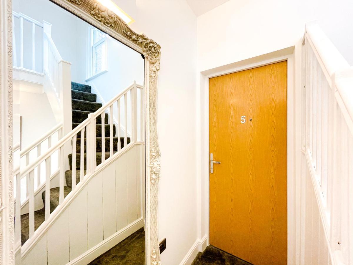 46 Ashfield Rd, Altrincham 호텔 외부 사진